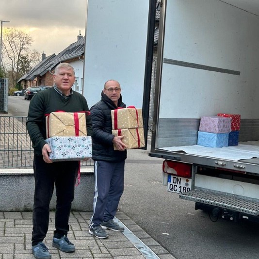 Verladung der Weihnachtsgeschenke – Foto 34