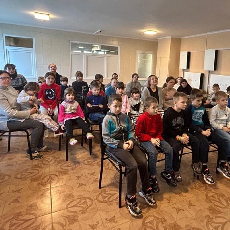 Durchführung der Kindertagesfreizeit im Kinderheim in Tarutino